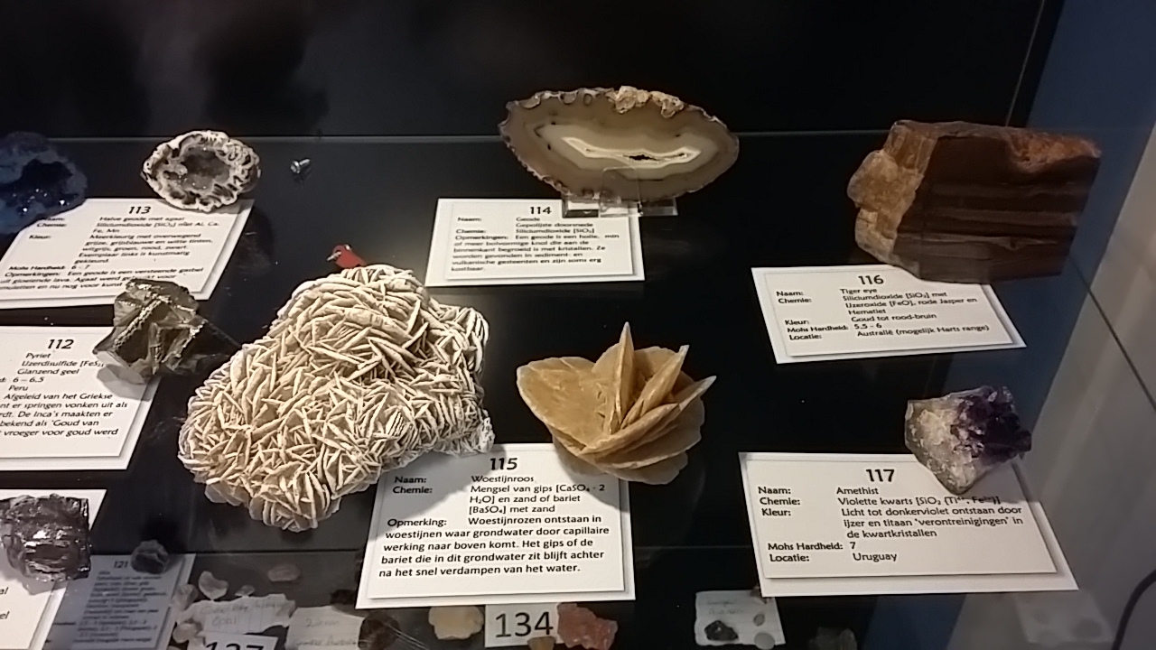 Detail mineralen collectie